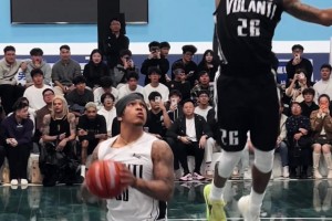 “这组攻防告诉我们打球为什么要靠脑子！”